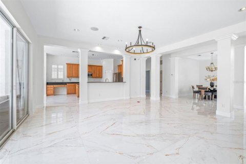 Villa ou maison à vendre à Tampa, Floride: 5 chambres, 371.33 m2 № 2148348 - photo 14