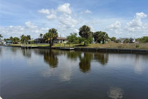 Terrain à vendre à Port Charlotte, Floride № 2213840 - photo 4