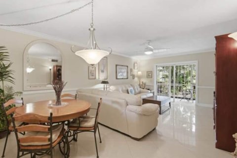 Condo in Boynton Beach, Florida, 2 bedrooms № 2154674 - photo 4