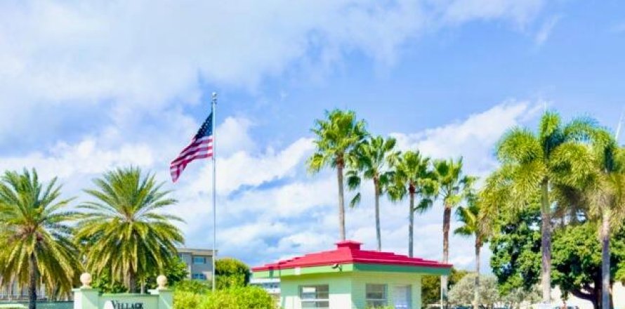 Condo in Boynton Beach, Florida, 2 bedrooms № 2154674