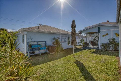 House in Daytona Beach, Florida 2 bedrooms, 100.33 sq.m. № 1589985 - photo 26