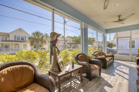 House in Daytona Beach, Florida 2 bedrooms, 100.33 sq.m. № 1589985 - photo 5