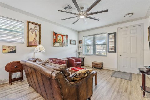 House in Daytona Beach, Florida 2 bedrooms, 100.33 sq.m. № 1589985 - photo 9