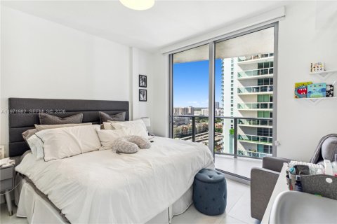 Condo in Miami, Florida, 1 bedroom  № 2033498 - photo 6