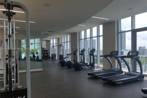 Condo in Miami, Florida, 1 bedroom  № 2033498 - photo 8