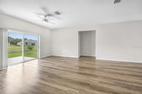 Casa en venta en Weeki Wachee, Florida, 3 dormitorios, 144 m2 № 2220845 - foto 30