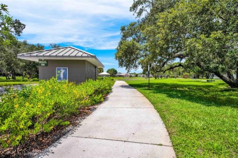 Casa en venta en Weeki Wachee, Florida, 3 dormitorios, 144 m2 № 2220845 - foto 5