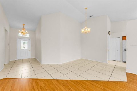 House in New Port Richey, Florida 2 bedrooms, 119.1 sq.m. № 1828390 - photo 14