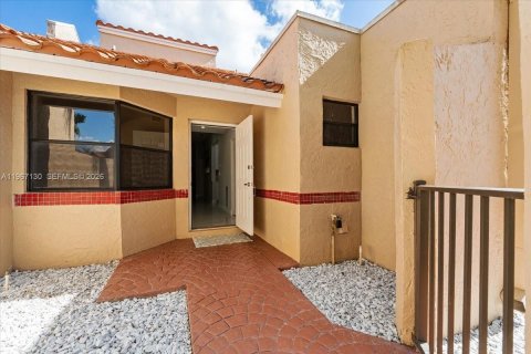 Townhouse in Boca Raton, Florida 2 bedrooms № 2028649