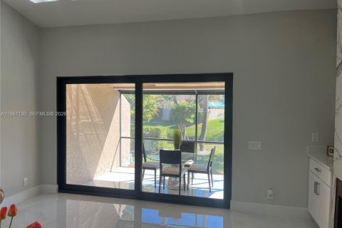 Adosado en venta en Boca Raton, Florida, 2 dormitorios № 2028649 - foto 30