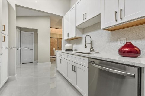 Adosado en venta en Boca Raton, Florida, 2 dormitorios № 2028649 - foto 12