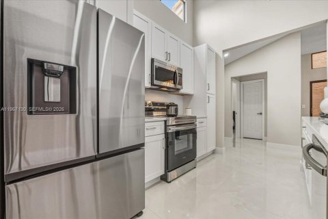 Adosado en venta en Boca Raton, Florida, 2 dormitorios № 2028649 - foto 15