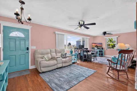 Villa ou maison à vendre à Daytona Beach, Floride: 3 chambres, 170.57 m2 № 2339820 - photo 4