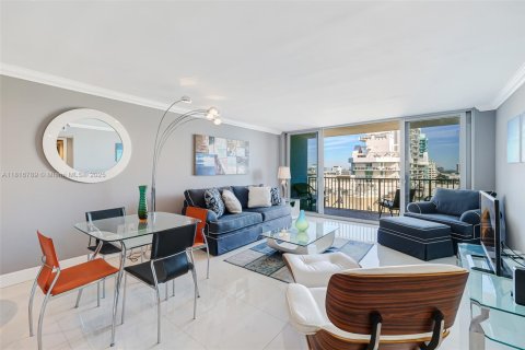 Copropriété à louer à Miami Beach, Floride: 1 chambre, 79.43 m2 № 1977269 - photo 3