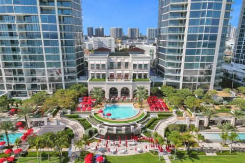 Снять в аренду кондоминиум в Санни-Айлс-Бич, Флорида 4 спальни, 356.74м2, № 2066266 - фото 12