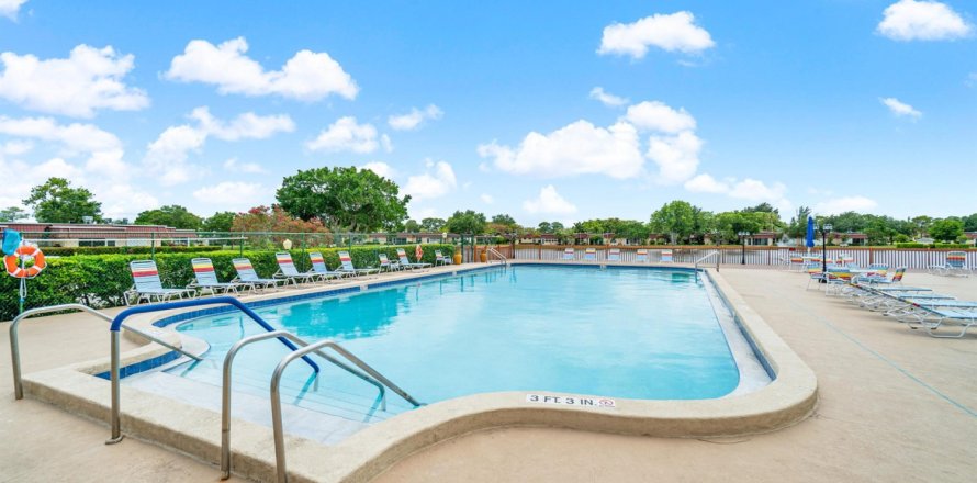 Condo in Lake Worth, Florida, 2 bedrooms  № 1186951