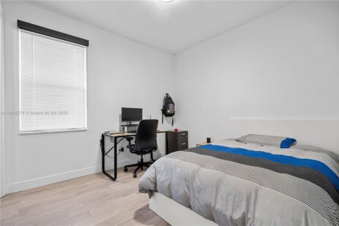 Casa en venta en Deerfield Beach, Florida, 2 dormitorios, 147.71 m2 № 1963371 - foto 25