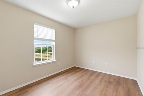 Townhouse in Tampa, Florida 3 bedrooms, 174.66 sq.m. № 2210959 - photo 9