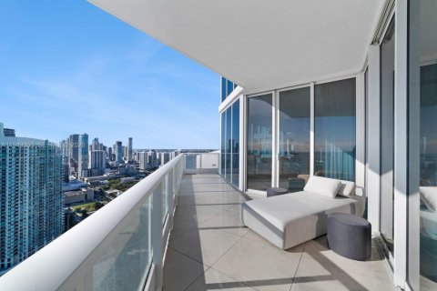 Condominio en venta en Miami, Florida, 4 dormitorios, 412.21 m2 № 2009906 - foto 15