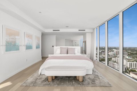 Condominio en venta en Miami, Florida, 4 dormitorios, 412.21 m2 № 2009906 - foto 17