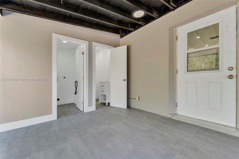 House in Pompano Beach, Florida 3 bedrooms, 94.76 sq.m. № 1701132 - photo 27