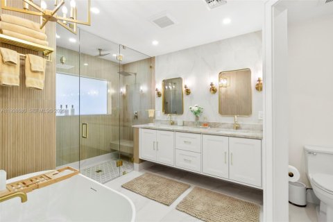 Casa en alquiler en Lighthouse Point, Florida, 4 dormitorios, 187.66 m2 № 2152636 - foto 4