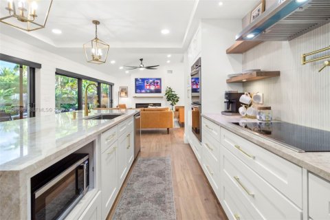 Casa en alquiler en Lighthouse Point, Florida, 4 dormitorios, 187.66 m2 № 2152636 - foto 13