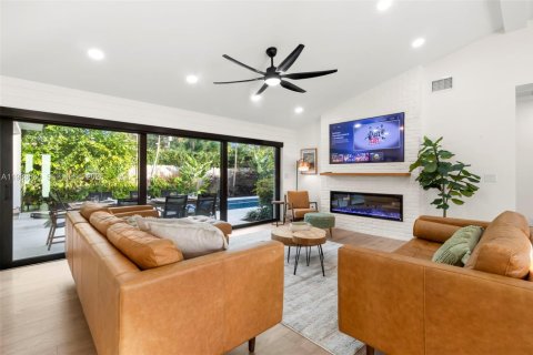 Casa en alquiler en Lighthouse Point, Florida, 4 dormitorios, 187.66 m2 № 2152636 - foto 3