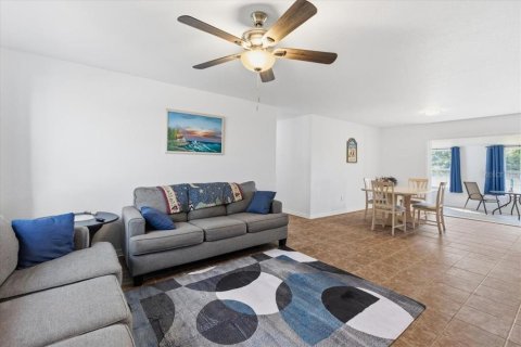 Villa ou maison à louer à Port Charlotte, Floride: 3 chambres, 103.68 m2 № 2108319 - photo 7