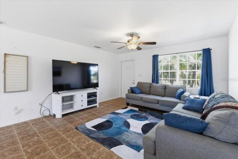 Villa ou maison à louer à Port Charlotte, Floride: 3 chambres, 103.68 m2 № 2108319 - photo 6