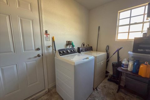 Villa ou maison à louer à Port Charlotte, Floride: 3 chambres, 103.68 m2 № 2108319 - photo 28