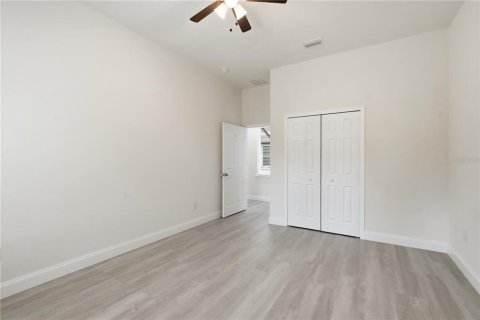 Casa en venta en Palm Coast, Florida, 4 dormitorios, 298.59 m2 № 2202234 - foto 30