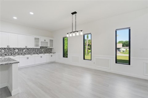 Casa en venta en Palm Coast, Florida, 4 dormitorios, 298.59 m2 № 2202234 - foto 16