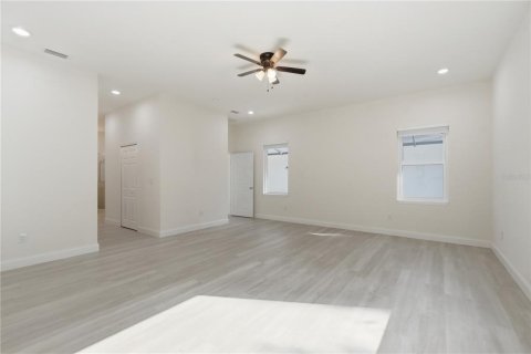 Casa en venta en Palm Coast, Florida, 4 dormitorios, 298.59 m2 № 2202234 - foto 21
