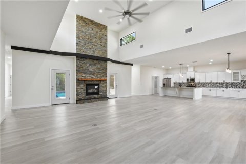 Casa en venta en Palm Coast, Florida, 4 dormitorios, 298.59 m2 № 2202234 - foto 6