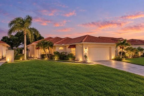 Casa en Bradenton, Florida 3 dormitorios, 180.51 m2 № 2376703