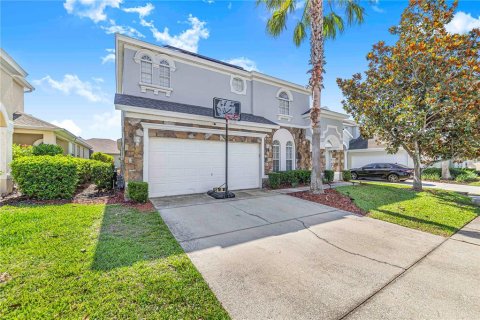 House in Haines City, Florida 5 bedrooms, 249.81 sq.m. № 1740239 - photo 2