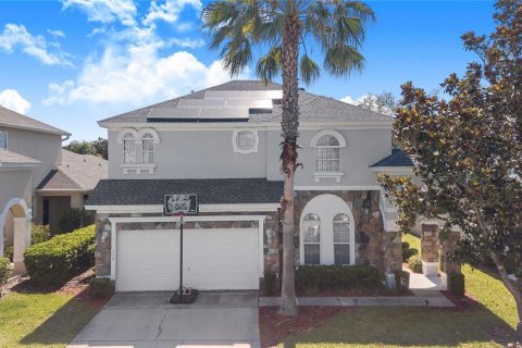 House in Haines City, Florida 5 bedrooms, 249.81 sq.m. № 1740239 - photo 1
