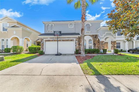 House in Haines City, Florida 5 bedrooms, 249.81 sq.m. № 1740239 - photo 3