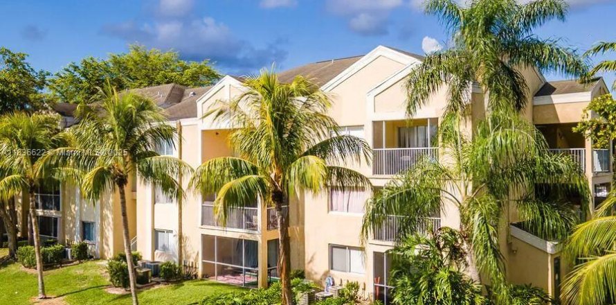 Condo in Tamarac, Florida, 2 bedrooms  № 1845614