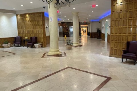 Condominio en alquiler en Hollywood, Florida, 2 dormitorios, 135.54 m2 № 1959497 - foto 23