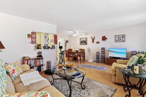 Купить кондоминиум в Уэст-Палм-Бич, Флорида 5 комнат, 60.01м2, № 2252701 - фото 4