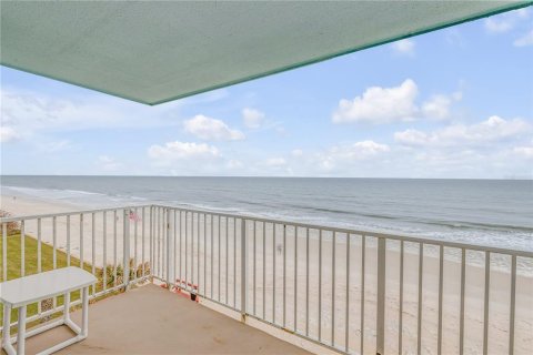 Condo à New Smyrna Beach, Floride, 2 chambres  № 2142847