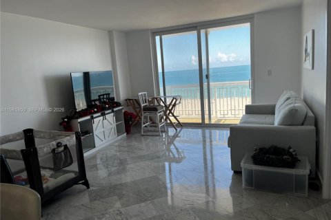 Copropriété à louer à Miami Beach, Floride: 1 chambre, 69.4 m2 № 2024489 - photo 3