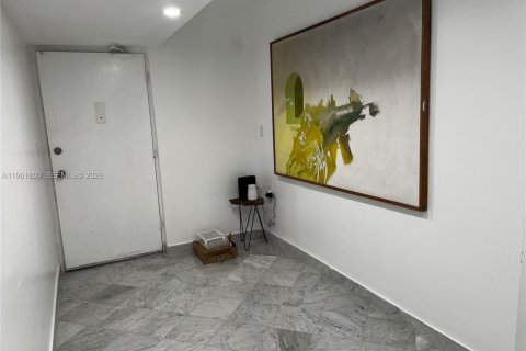Copropriété à louer à Miami Beach, Floride: 1 chambre, 69.4 m2 № 2024489 - photo 26