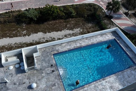 Copropriété à louer à Miami Beach, Floride: 1 chambre, 69.4 m2 № 2024489 - photo 12