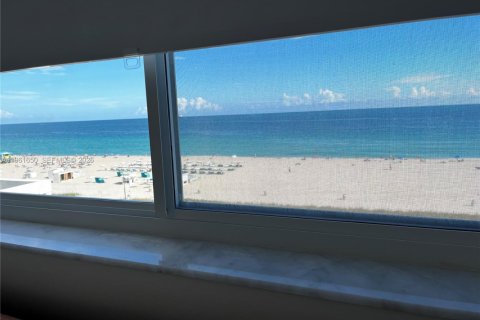 Copropriété à louer à Miami Beach, Floride: 1 chambre, 69.4 m2 № 2024489 - photo 18