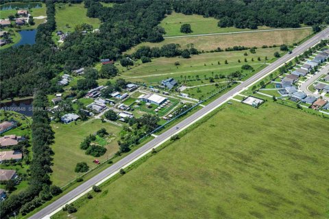 Immobilier commercial à Bradenton, Floride № 2170104