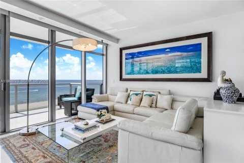 Condominio en alquiler en Miami Beach, Florida, 3 dormitorios, 170.66 m2 № 2017763 - foto 4