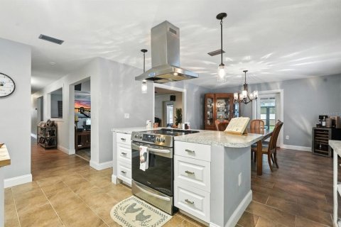 House in Port Orange, Florida 4 bedrooms, 212.19 sq.m. № 1903961 - photo 14